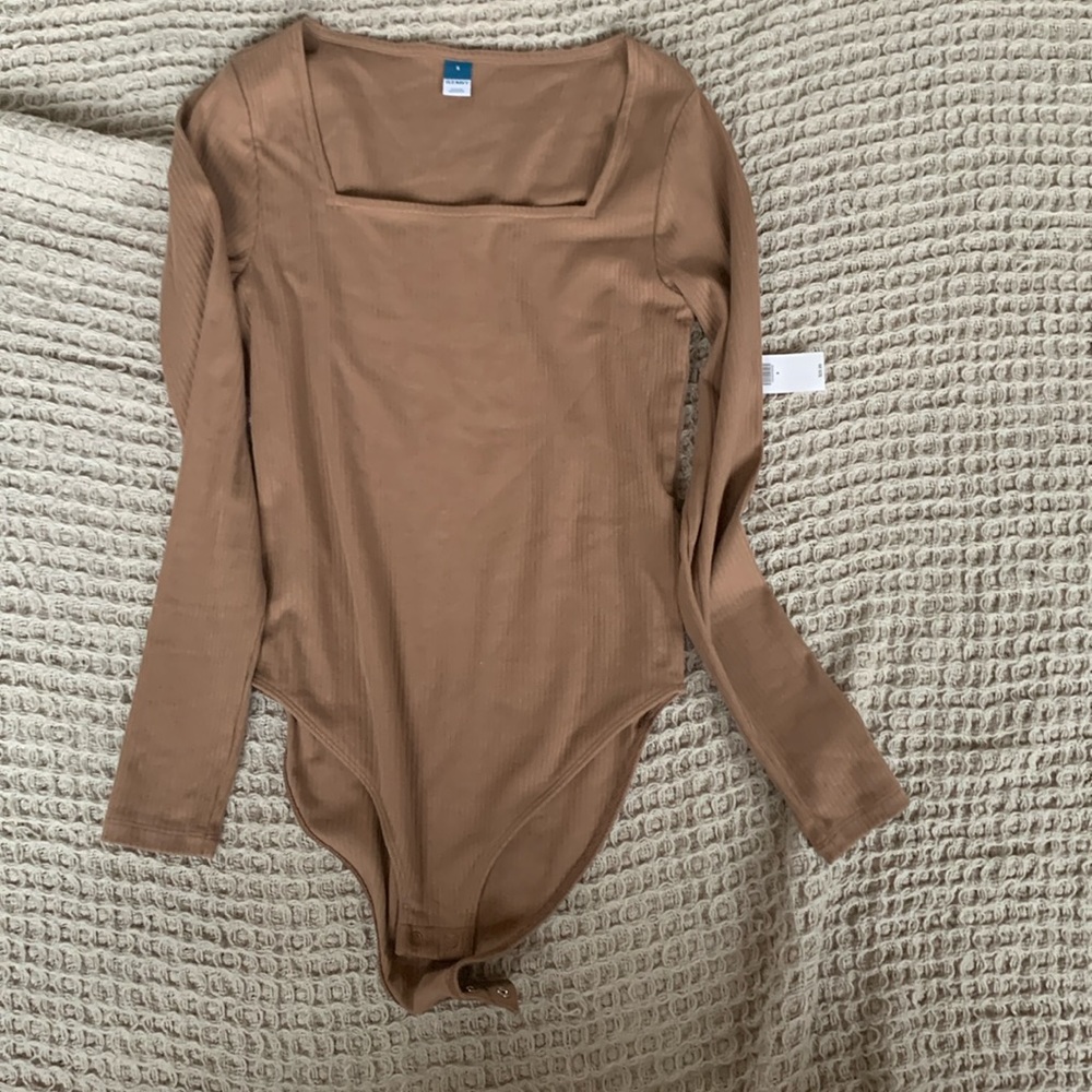 Old navy tan bodysuit